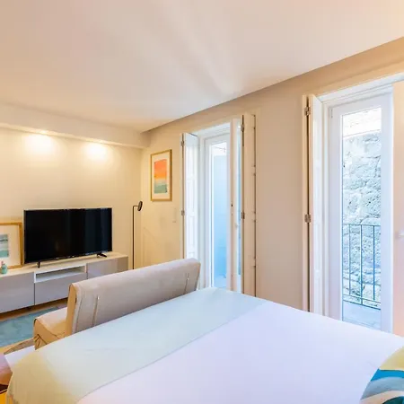 Clerigos Tower - Experience In Porto Apartment Exterior photo